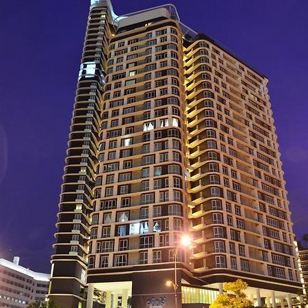 Holi Afiniti Themed Suites Nusajaya  Exterior foto